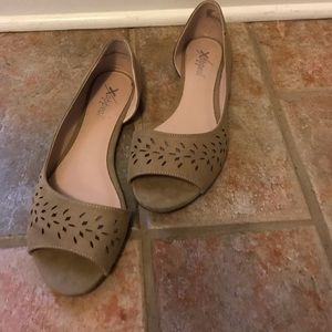 Xappeal Open Toe Flats